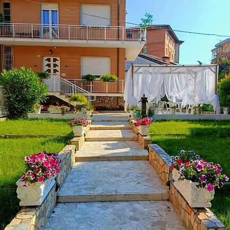Hotel Domus Cesena Extérieur photo