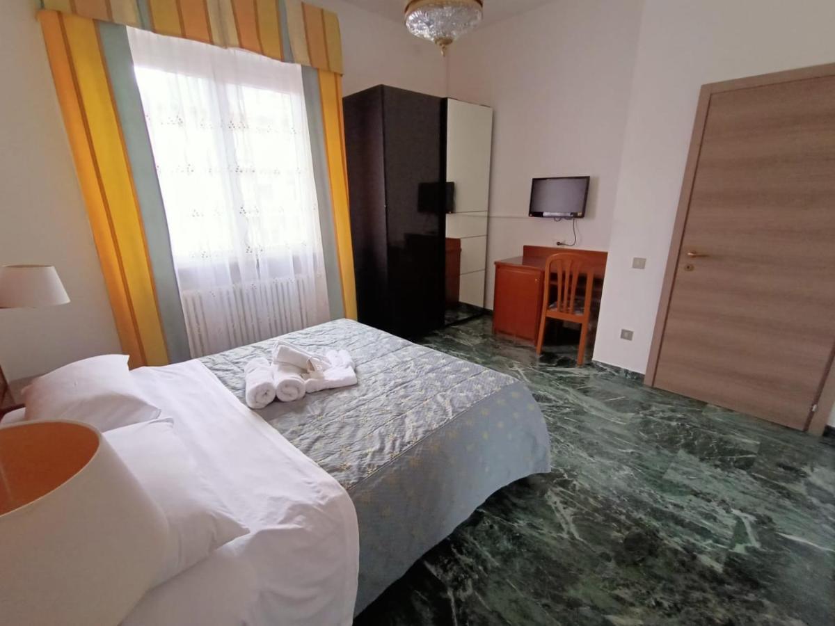 Hotel Domus Cesena Extérieur photo