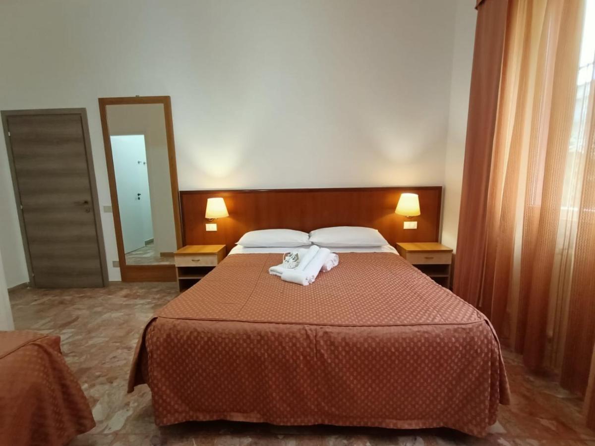 Hotel Domus Cesena Extérieur photo