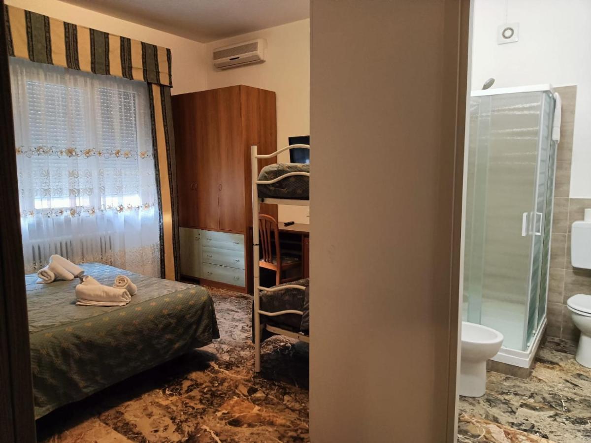 Hotel Domus Cesena Extérieur photo
