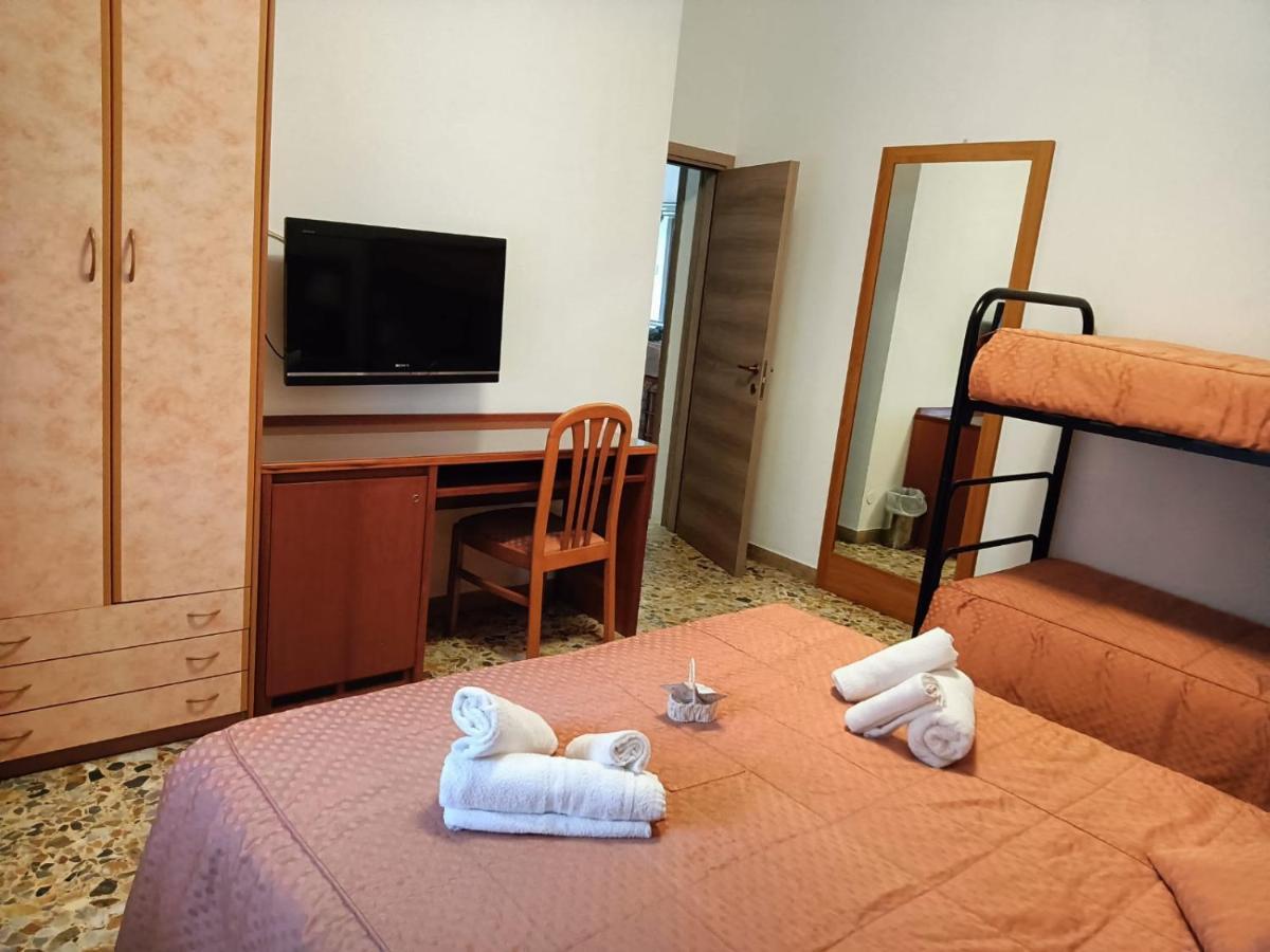 Hotel Domus Cesena Extérieur photo