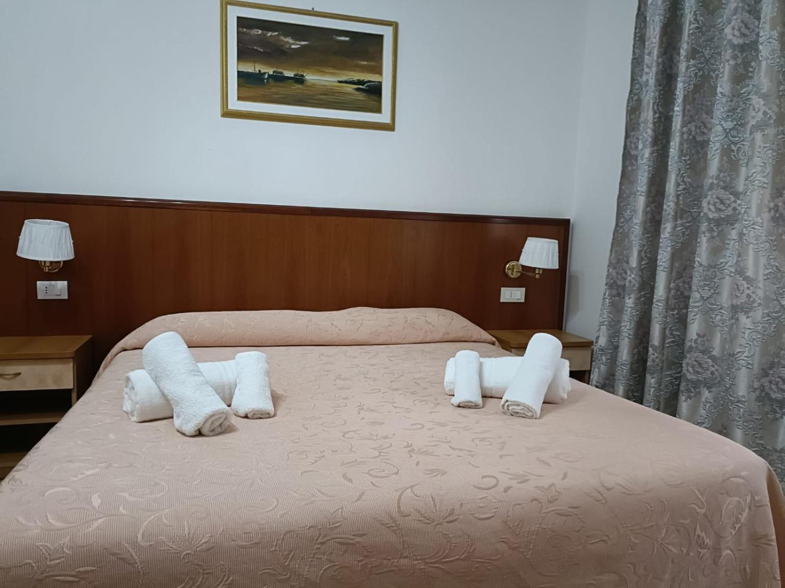 Hotel Domus Cesena Extérieur photo